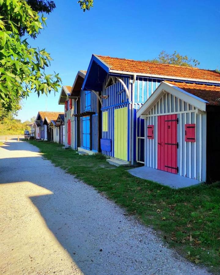 Villa Un Logement Cosy Proche Des Ports Gujan-Mestras Exterior foto